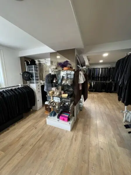 Saint-frusquin la boutique de location de tenues de sport soirée